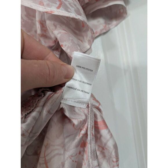 Astr the Label Surplice Blouse women's size Large pink‎ marble flutter sleeve - Picture 9 of 10